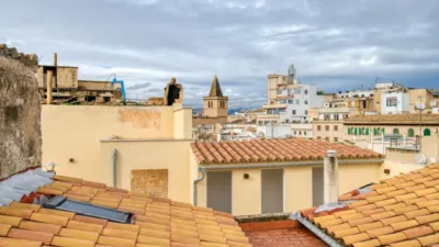 Attic in Carrer de Can Vatlori photo 22