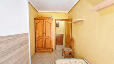 Flat on Antonio Ortiz y Quiros Street photo 14