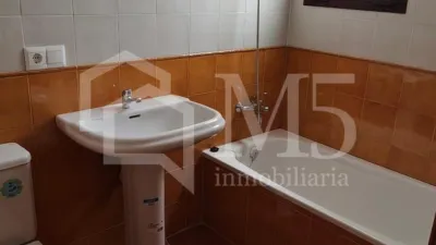 Piso en Alcaucín photo 9
