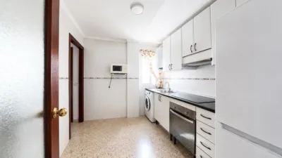 Apartment on Pintor Hernández Homedes Street photo 9