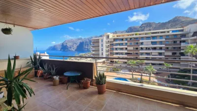 Apartment in Acantilados de los Gigantes photo 3