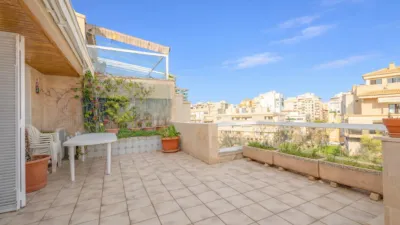 Penthouse on Carrer d'Anselm Turmeda photo 30