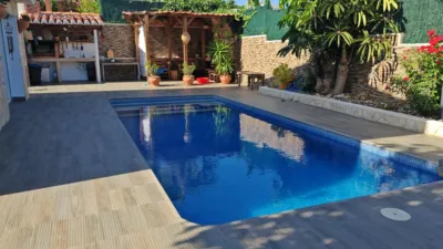 Chalet in Cometa-Carrió photo 2