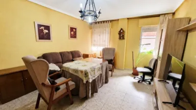 Flat on Antonio Ortiz y Quiros Street photo 4