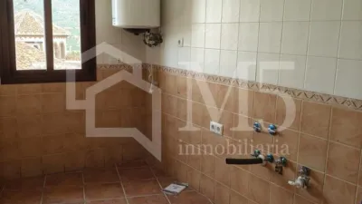 Piso en Alcaucín photo 4