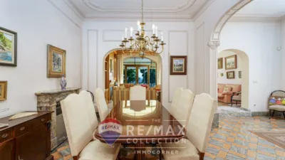 Semi-detached house on Carrer de Victorio Luzuriaga photo 16