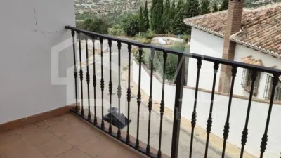Piso en Alcaucín photo 6