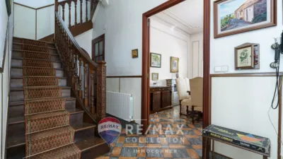 Semi-detached house on Carrer de Victorio Luzuriaga photo 18