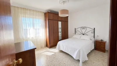 Apartment on Pintor Hernández Homedes Street photo 17