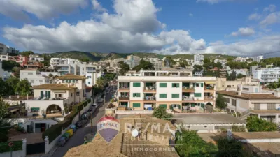 Semi-detached house on Carrer de Victorio Luzuriaga photo 7