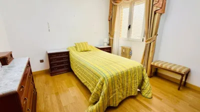 Apartment on Calle de los Zapadores photo 13