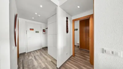 Duplex penthouse on Avinguda del Port del Canigó photo 22