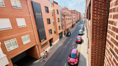 Apartment on Calle de los Zapadores photo 32