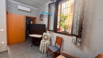 House in Centre photo 11