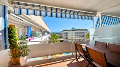 Duplex penthouse on Avinguda del Port del Canigó photo 14
