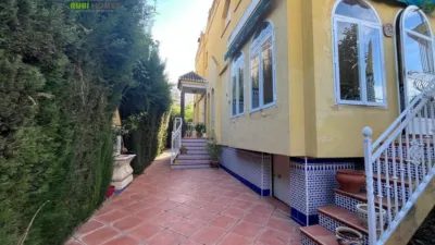 Chalet in Villas Blancas Urbanization photo 8