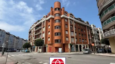 Apartment on Leonardo Rucabado Street photo 2