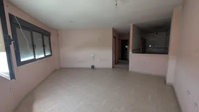 Apartment on Camelia Street (Nd) photo 5