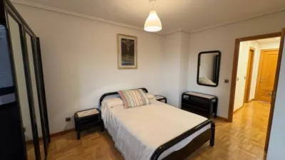 Apartment on Calle de Guiomar Fernández photo 11