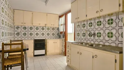 Apartment on Carrer de la Ciutat de Laval photo 29