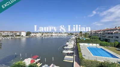 Apartment in Empuriabrava photo 22