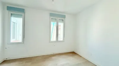 Flat on Calle del Amparo photo 2