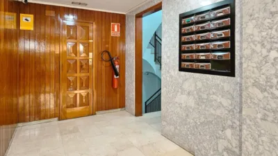 Apartment on Carrer de la Ciutat de Laval photo 4