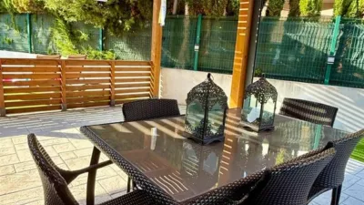 Semi-detached house on Carrer de Manuel Bergés photo 9