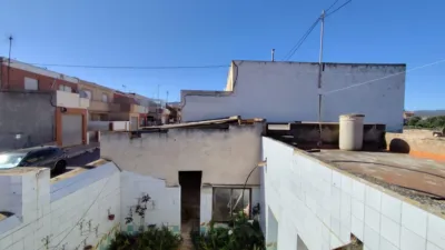 House on Calle Nieto Urrea photo 26