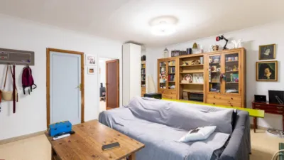 Apartment on Carrer de Gabriel Carbonell photo 8