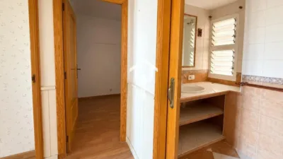 Apartment on Calle del Pintor Pedro Camacho photo 28