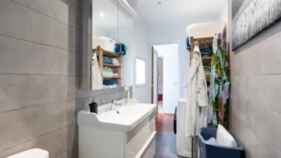 Apartment on Carrer de Gabriel Carbonell photo 18