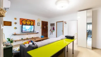 Apartment on Carrer de Gabriel Carbonell photo 7