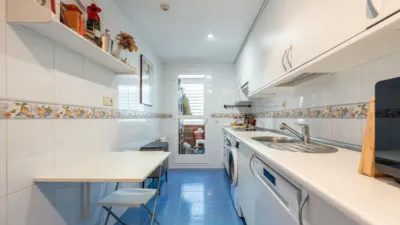 Apartment on Kalamos Street photo 10