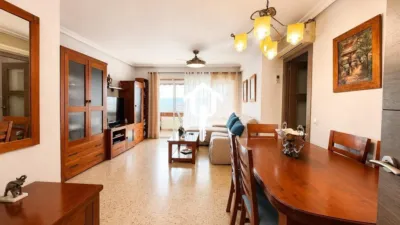Apartment on Cronista Vte Martinez Mor Street photo 7
