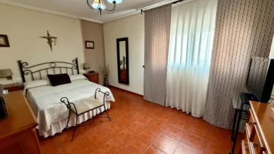 Semi-detached house on Calle Troyanos photo 30