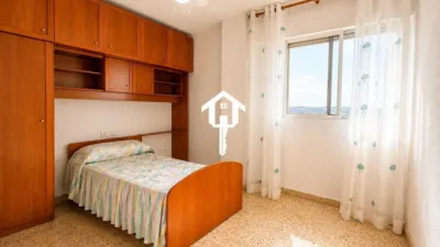 Apartment on Cronista Vte Martinez Mor Street photo 27
