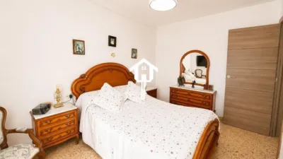 Apartment on Cronista Vte Martinez Mor Street photo 37