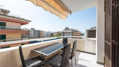 Apartment on Carrer de l'Hostaleria photo 2