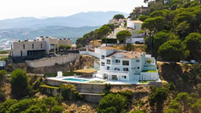 Chalet on Carrer del Riu Muga photo 66