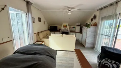 Semi-detached house on Calle Troyanos photo 6
