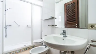 Apartment on Rambla de Santa Cruz photo 20