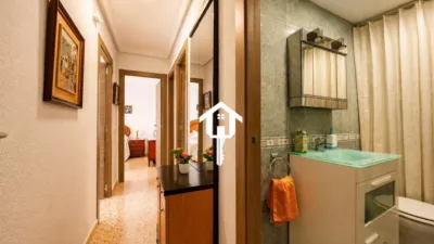 Apartment on Cronista Vte Martinez Mor Street photo 21