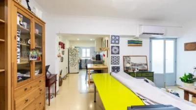Apartment on Carrer de Gabriel Carbonell photo 4