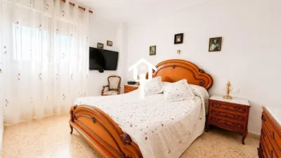 Apartment on Cronista Vte Martinez Mor Street photo 34