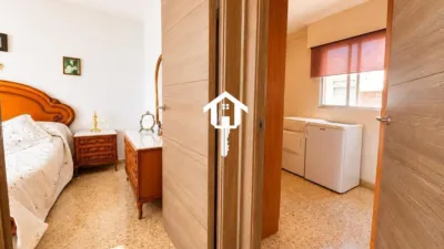 Apartment on Cronista Vte Martinez Mor Street photo 30