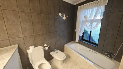 Apartment on Paseo de la Piscina photo 42