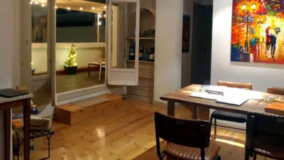 Penthouse on Calle de la Alameda photo 17
