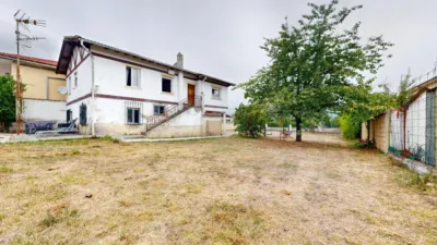 House on Manzanal Street photo 35