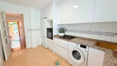 Terraced house on Carrer de Catarroja photo 40